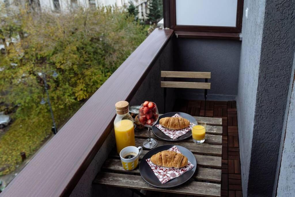 Apartamento La Dame Bleue Bucarest Exterior foto